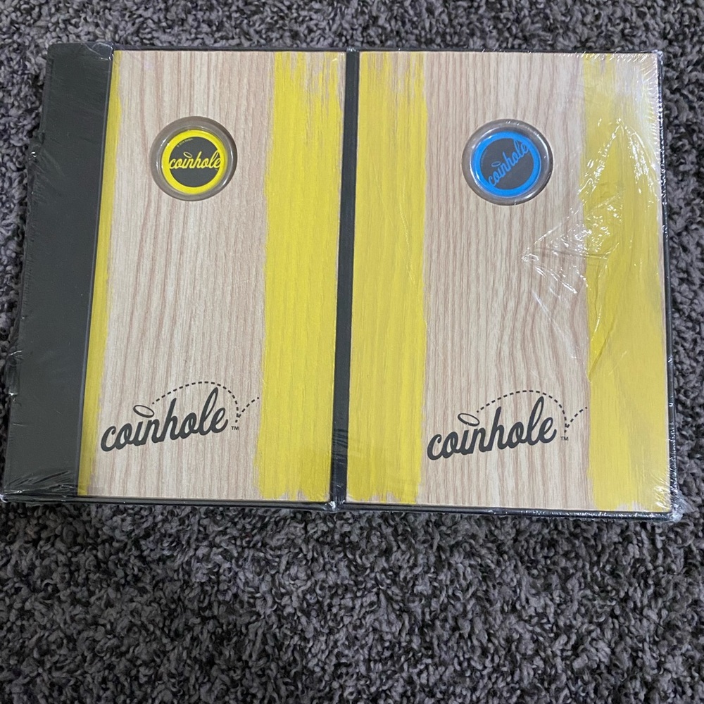 Tabletop/Desk Coinhole 🪙